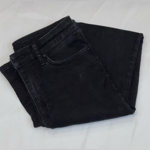 Joe’s Black lightly worn jeans